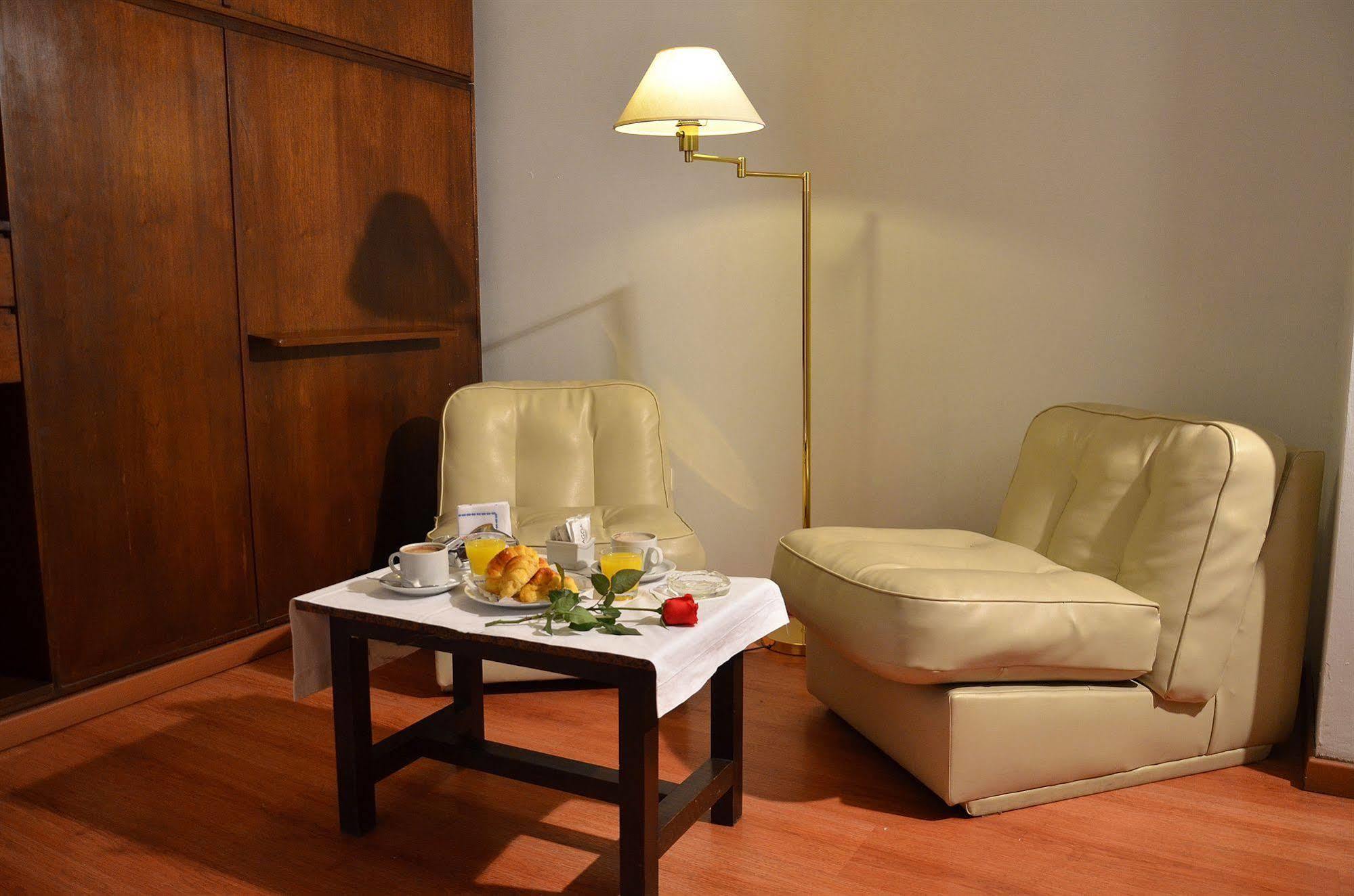 Ecuador Hotel Buenos Aires Exteriér fotografie